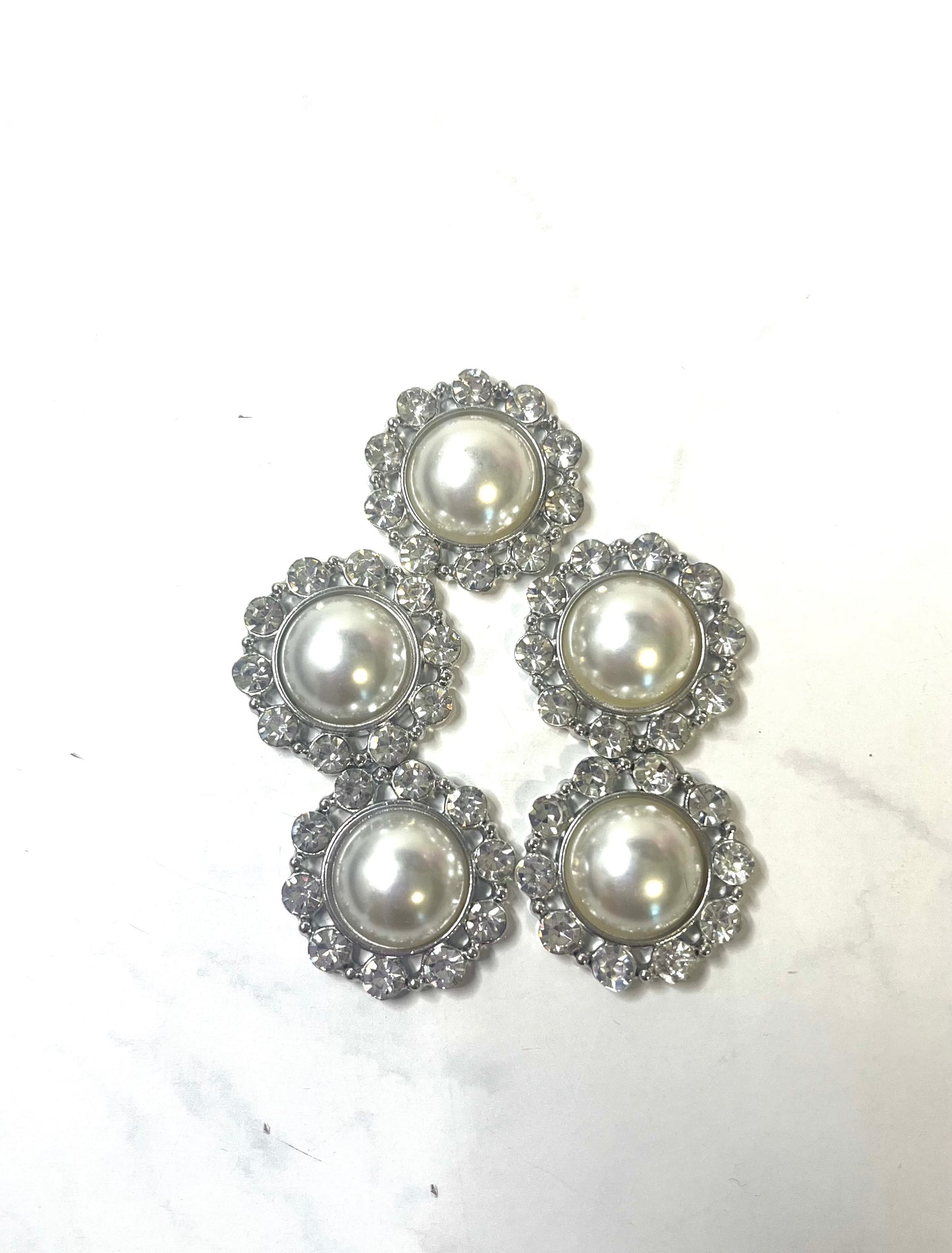 Bling - 3/4"  Rhinestone Circle Pearl Center - 4pk