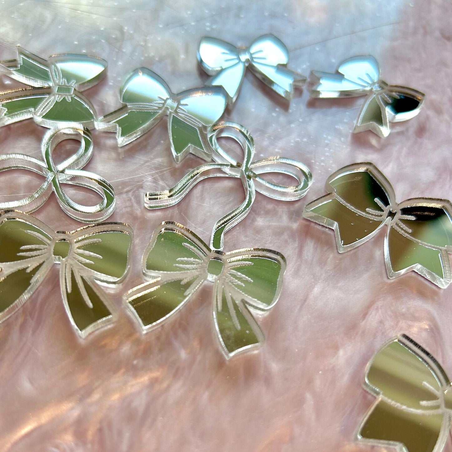 Acrylic - Bows 3pcs